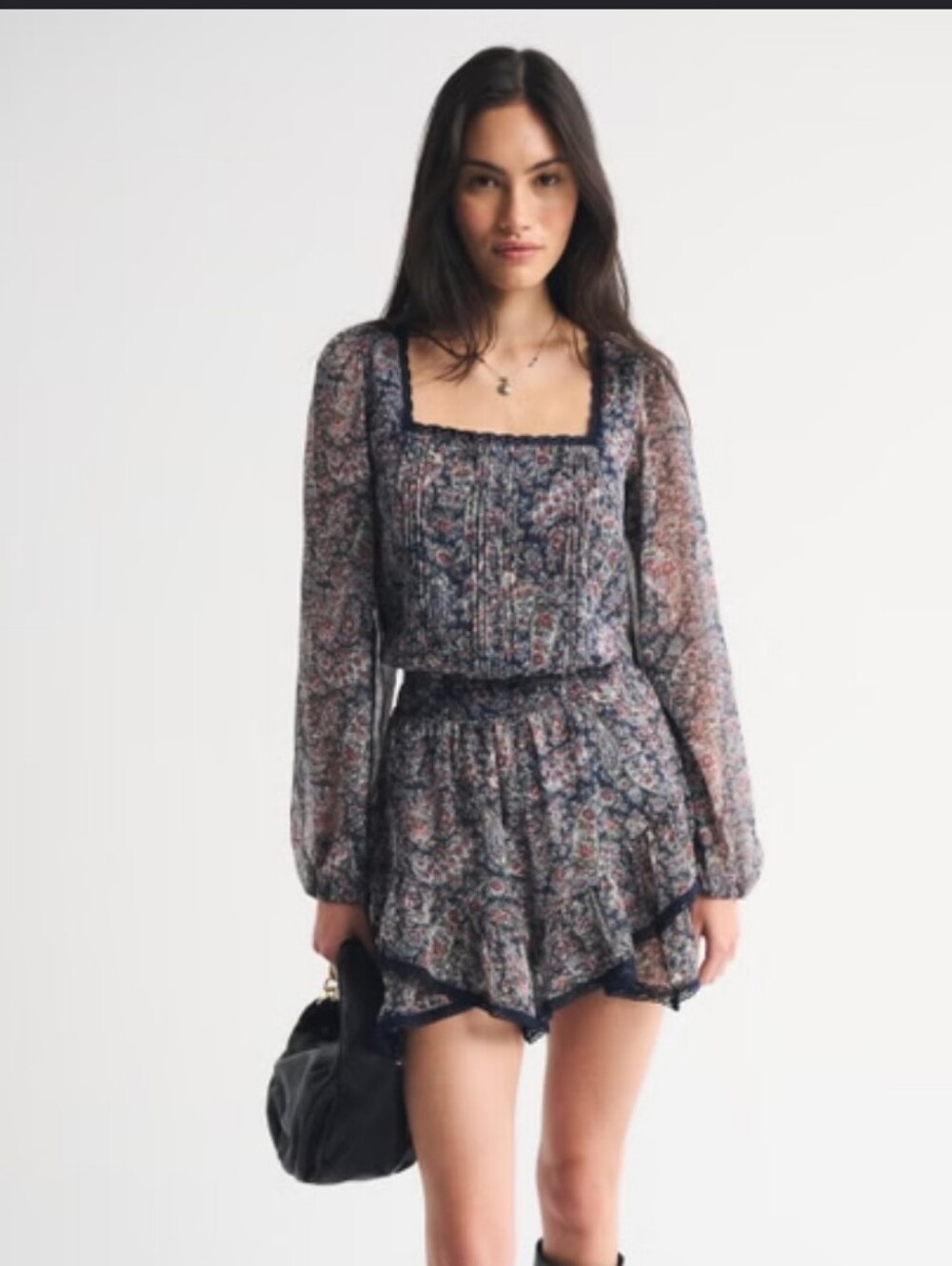 The Abercrombie & Fitch Blue Long Sleeve Square Neck Tiered Skort in size small